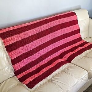 AFGAN, hand-made crochet. Beautifully done. Wine and pink‎ color. Striped.